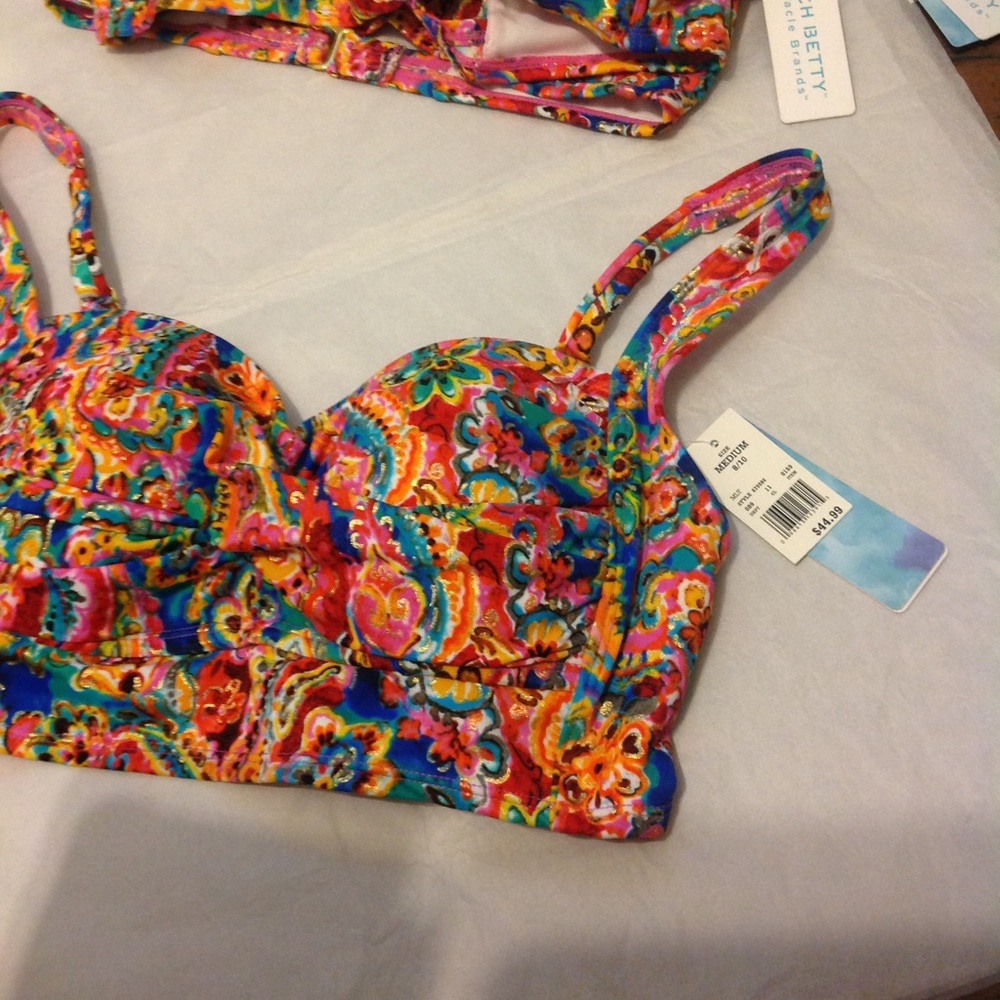 Miracle Bikini TOP By Beach Betty  SIZE Medium